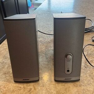 Bose Companion 2 Series II Multimedia Speaker System W/ Powercord